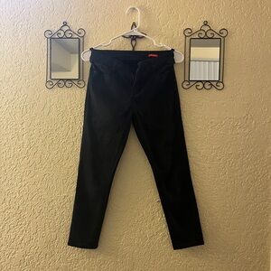 Elegant Black Skinny Jeans